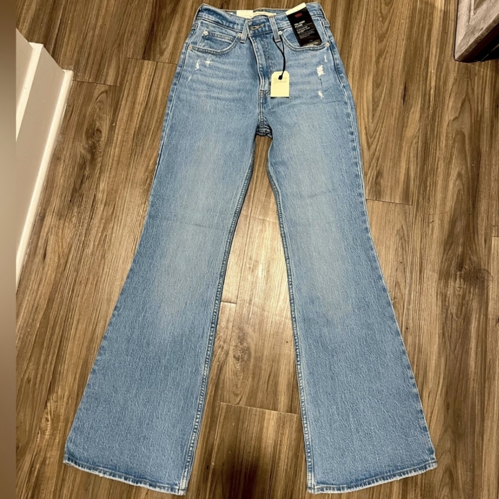 Levi's 70s High Rise Flare Jeans Marin Babe